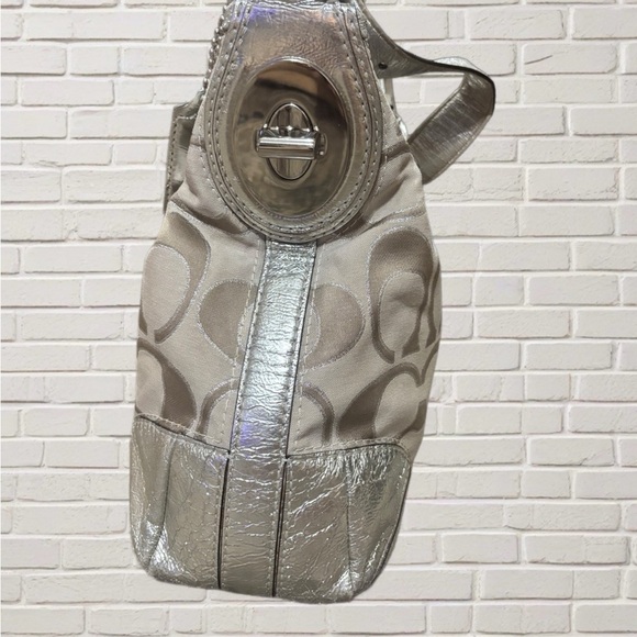 Coach Signature Metallic Silver Hobo Shoulder Bag Purse B1225-15731 Pink Lining - Picture 3 of 14